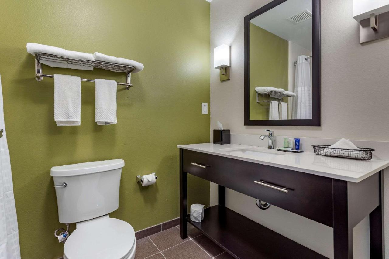 Sleep Inn & Suites Crosby 外观 照片