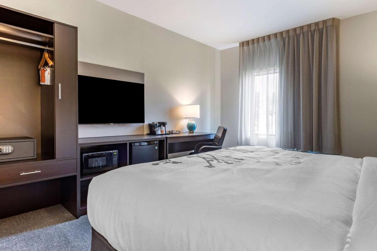 Sleep Inn & Suites Crosby 外观 照片