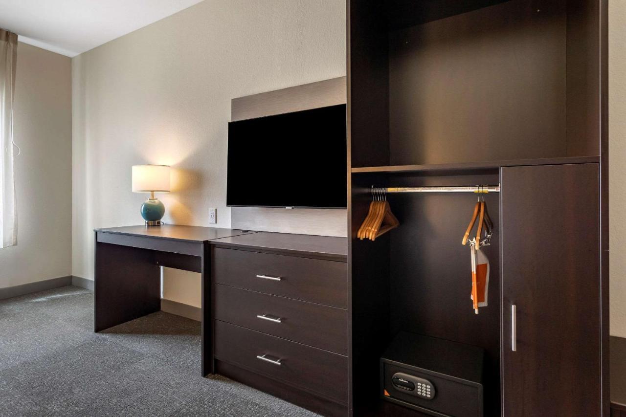 Sleep Inn & Suites Crosby 外观 照片